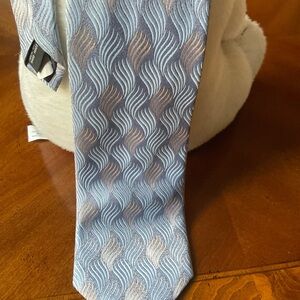 Bruno Piatelli Men Silk Powder Blue Gray Hip Dapper Wavy Pattern X-Long Tie